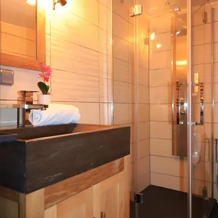 & Castle - Vue Chateau - Climatisation - Majord'home 아파트