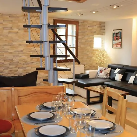 & Castle - Vue Chateau - Climatisation - Majord'home 안시